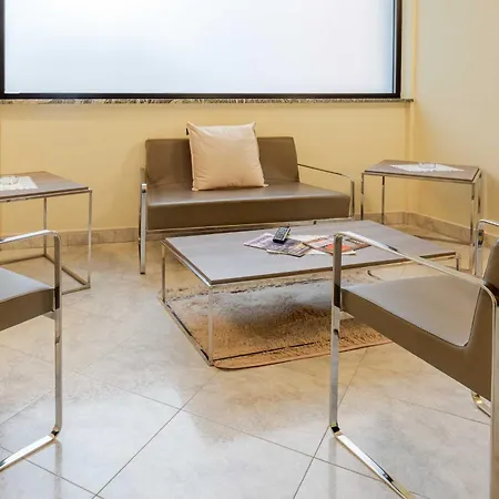 Hotel Posta - 3 Stars - Comfortable In Ventimiglia