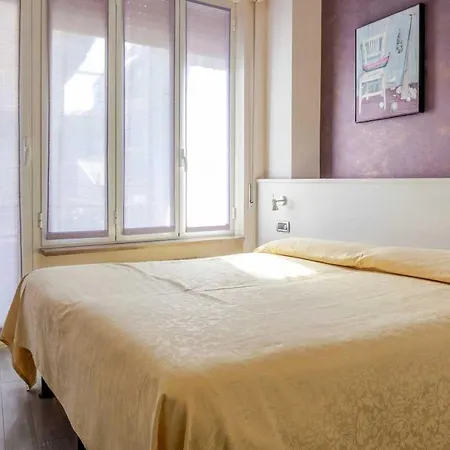 Posta - 3 Stars - Comfortable In Hotel Ventimiglia