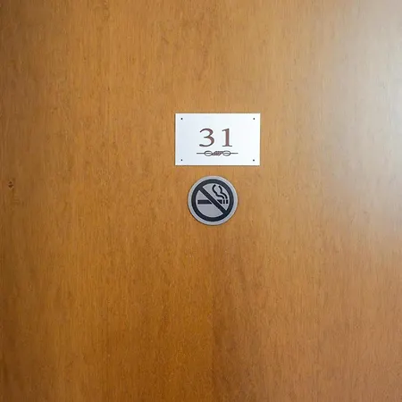 호텔 Posta - 3 Stars - Comfortable In 벤티밀리아