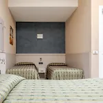 Hotel Posta - 3 Stars - Comfortable In Ventimiglia