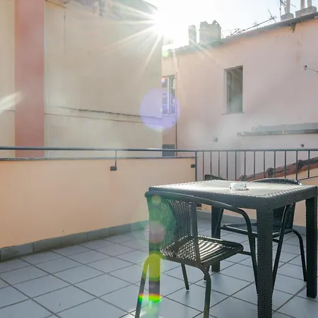 Posta - 3 Stars - Comfortable In מלון