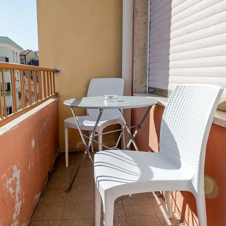 Posta - 3 Stars - Comfortable In מלון