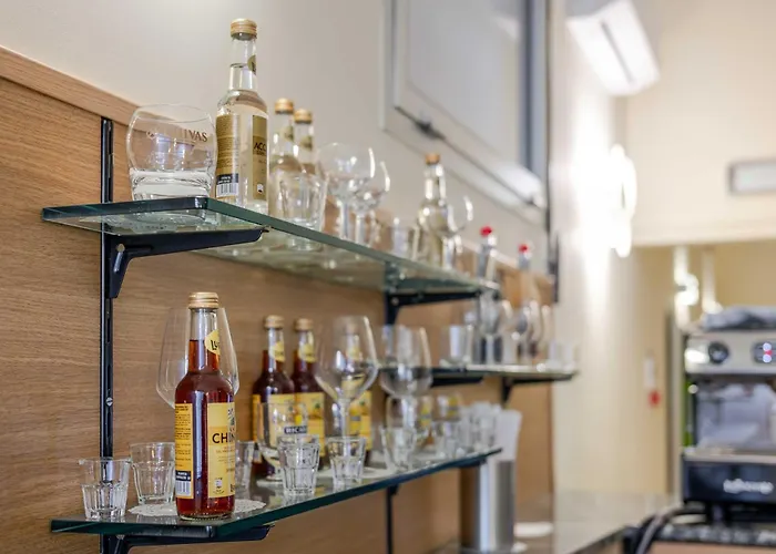 Отель Posta - 3 Stars - Comfortable In Вентимилья