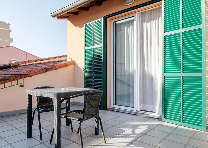 Posta - 3 Stars - Comfortable In Вентимилья