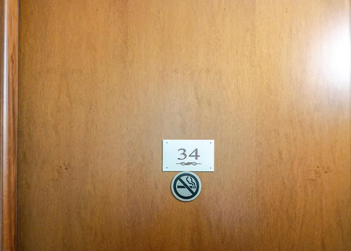 Posta - 3 Stars - Comfortable In 3* Вентимилья