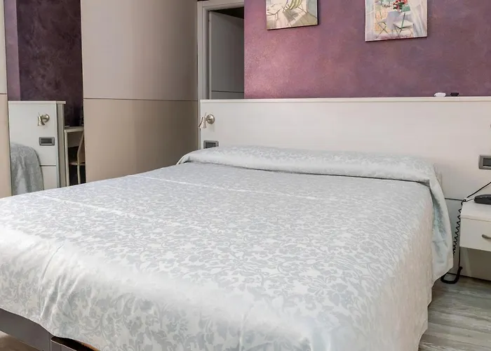 Posta - 3 Stars - Comfortable In Отель 3*